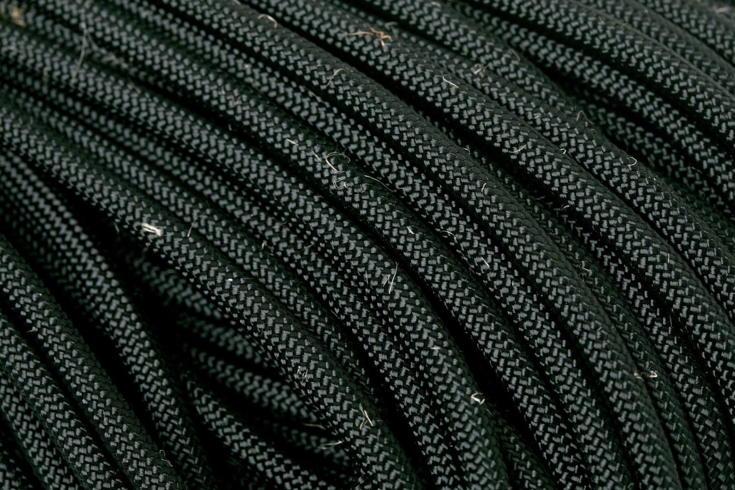 Knivesandtools 550 Paracord Typ III, Fish And Fire Paracord, 100 Ft (30,48 M) 3 Knivesandtools 550 Paracord Typ III, Fish And Fire Paracord, 100 Ft (30,48 M)