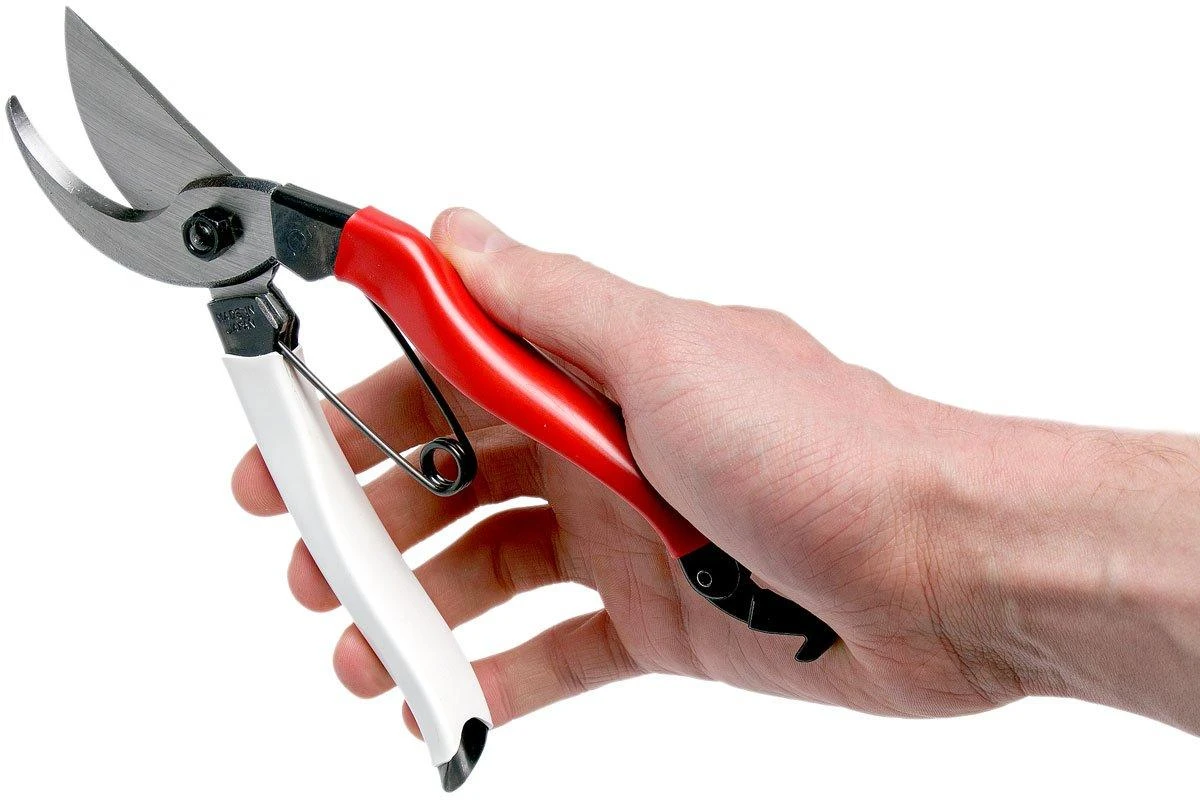 Okatsune Astschere KST103, Mittelgroß 5 Okatsune Astschere KST103, Mittelgroß – Bild 3