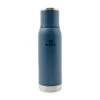 Stanley The Adventure To-Go Bottle 750 Ml, Abyss, Thermosflasche 1 Stanley The Adventure To-Go Bottle 750 Ml, Abyss, Thermosflasche -Zipo Camping Geschaft PI10 10818 009 01 stanley